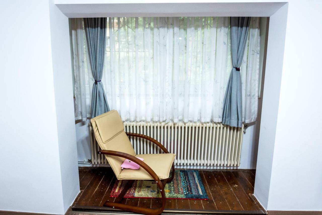 Apartemen 30 m² dengan 1 kamar tidur dan 1 kamar mandi pribadi di Calea Aradului Timisoara Bagian luar foto